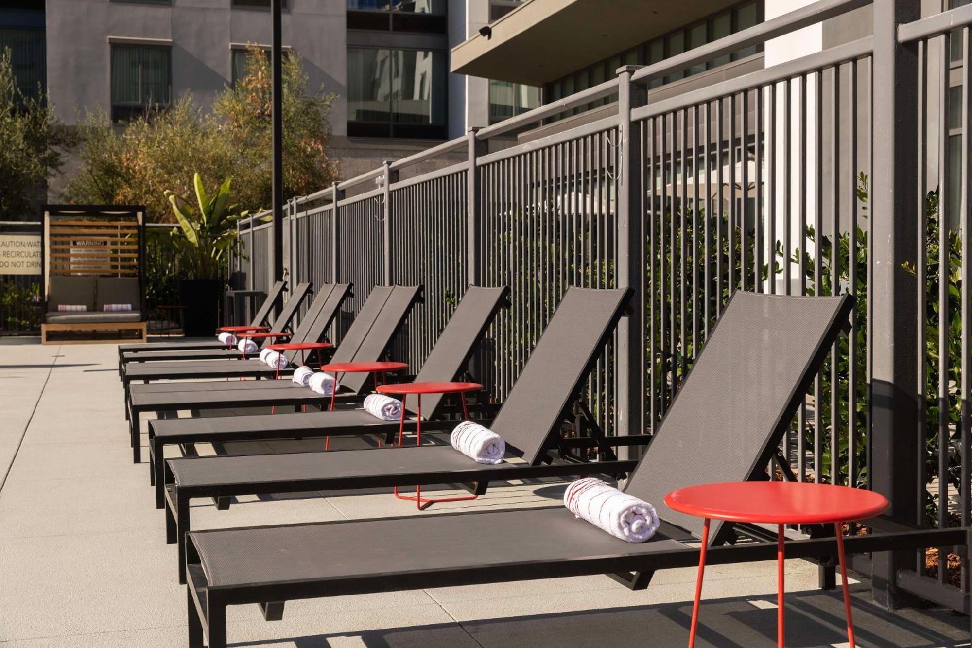 Homewood Suites By Hilton Long Beach Airport Buitenkant foto